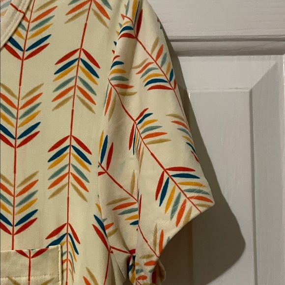 LuLaRoe Cream High Low Dress with Red and Blue Pattern - Picture 6 of 14